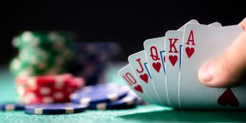 Cách chơi Liêng: Luật chơi và bí quyết thắng lớn 4 Chi tiết cách chơi Liêng chuẩn nhất cho anh em