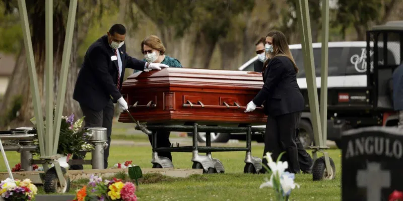 Các trường hợp mơ thấy đám ma thường gặp và ý nghĩa