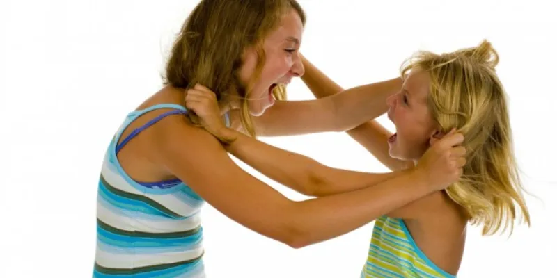 Mơ thấy đánh nhau là điềm gì? Phân tích những giải mã phổ biến 2 Điềm báo và ý nghĩa tâm linh khi mơ thấy đánh nhau