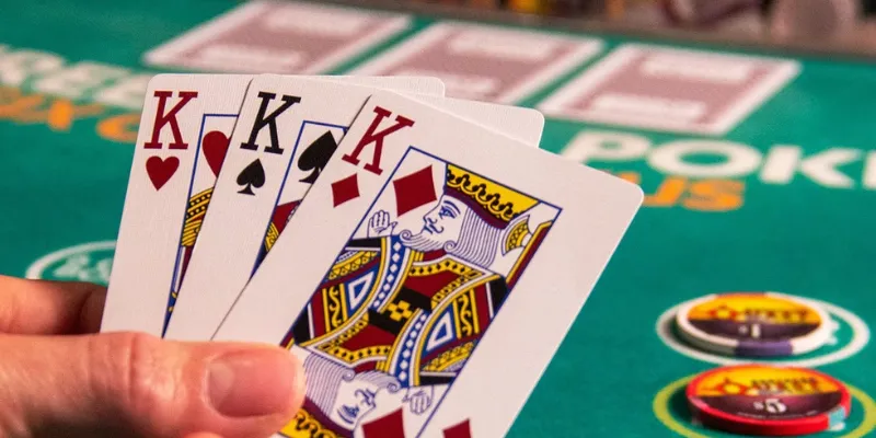 Mẹo chơi Three Card Poker thắng lớn tại New 88